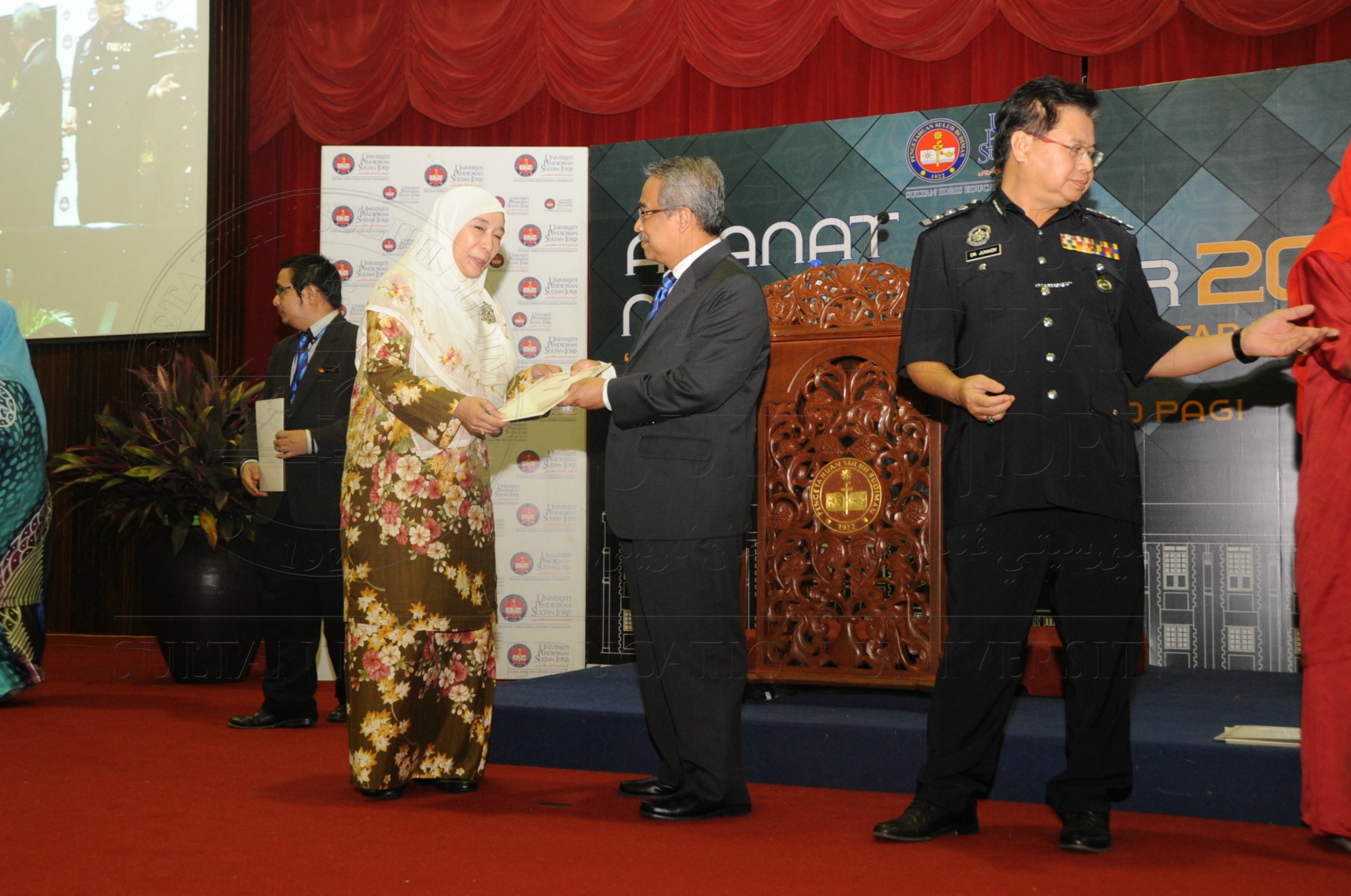 PRO 16 6 AMANAT VCHAS 8739